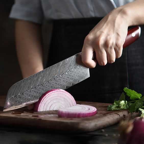 Handle Material and Design good chef knife